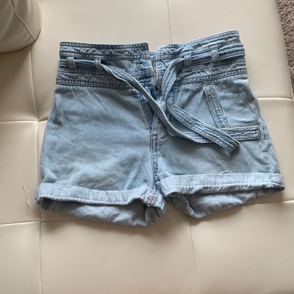 High waisted jean shorts - Picture 1 of 2